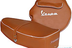Kit Sella e copriruota Marrone scritta Vespa 125