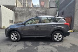 Toyota RAV4 2013