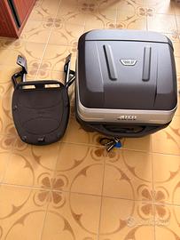 Bauletto Givi e staffa givi