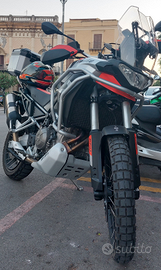 Tuareg 660 martian red