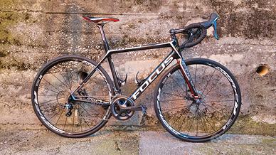 Bici da corsa Focus Cayo Disc