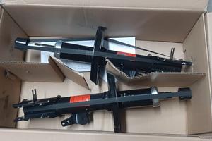 Ammortizzatori nuovi per Hyundai ix20