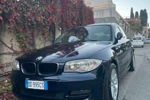 BMW SERIE 1 2006 full optional