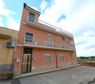 Casa singola su due livelli con terrazza- Rif. 375