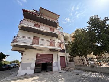 MAGAZZINO A CORIGLIANO-ROSSANO