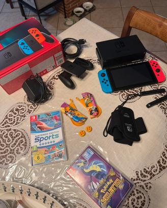 Nintendo Switch completa + accessori + giochi
