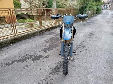 TM 300 F