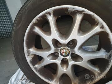 cerchi originali alfa 147 da 16 pollici