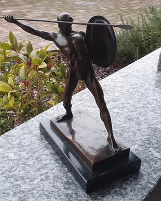 Statua guerriero bronzata