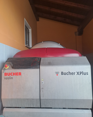 Pressa per uva pneumatica Bucher