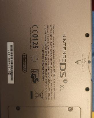 Nintendo Ds XL + caricabatterie. 
