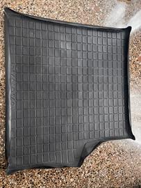 Vasca bagagliaio volvo 240