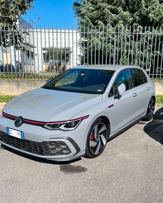 Volkswagen Golf 8 GTI DSG DCC