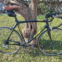 Bicicletta da corsa in carbonio Bonetti