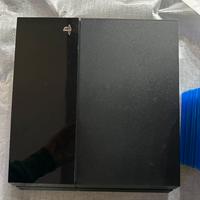 Playstation 4 usata con 8 giochi