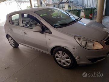 Opel Corsa 1300 Multijet turbo diesel