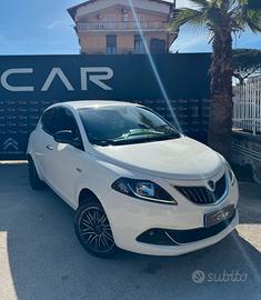 LANCIA YPSILON HYBRID 1.0 70CV