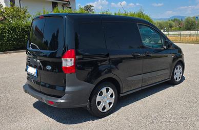 Ford transit Courier  1.6 Diesel 