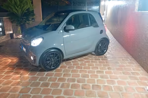 smart four two eq elettrica full optional 2021