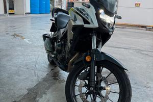 Honda Cb500X 2019 + Baule GIVI