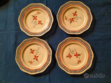 QUATTRO PIATTINI DA DESSERT