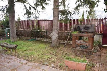 PORZIONE DI BIFAMILIARE A TAGLIACOZZO