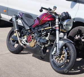 Ducati Monster 900 ie