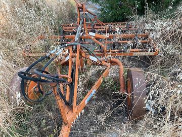 Attrezzatura agricola