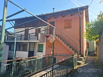 CASA SEMINDIPENDENTE A VOBBIA