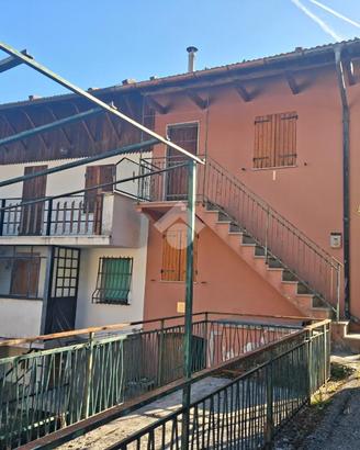 CASA SEMINDIPENDENTE A VOBBIA
