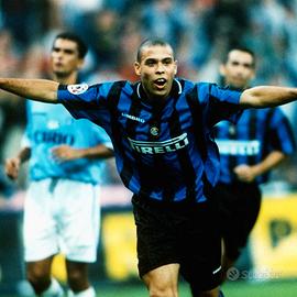 Maglia Ronaldo Inter Home preparata/indossata