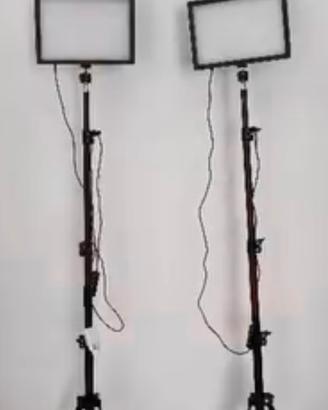 Faretti led con stativi (2 treppiedi)