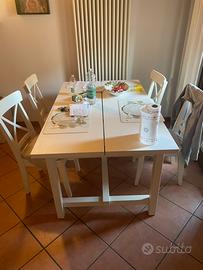 Tavolo ikea allungabile piu 4 sedie