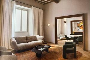 Appartamento di 190 m² con 5 locali e box auto a A
