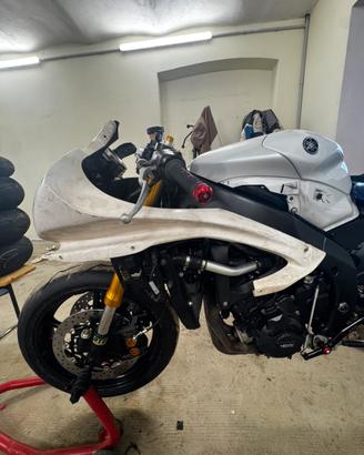 Carene in vetroresina da pista yamaha r6 anno 2008