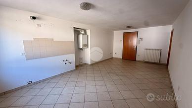 3 LOCALI A ESINE