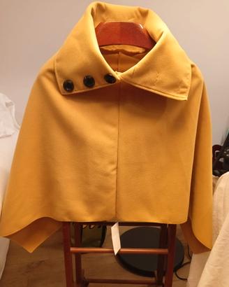 Mantella donna giallo senape nuova con cartellino