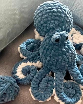 Grande Polpo a 8 tentacoli realizzato a mano