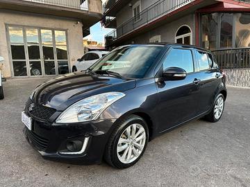Suzuki Swift 1.3 DDiS 5 porte B-Top Bi-Color