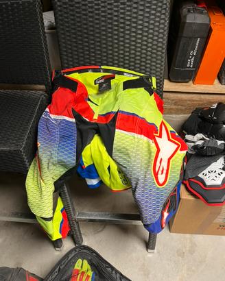 Completo motocross nuovo