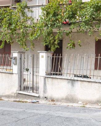 Appartamento di 124 m² con più di 5 locali a Licen