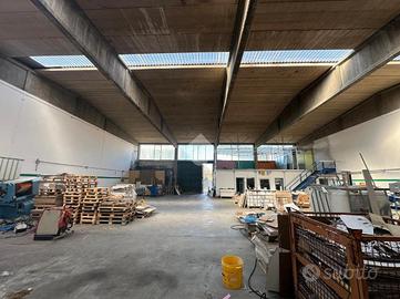 CAPANNONE A ALPIGNANO