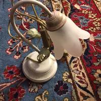 Lampada classica da comodino