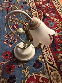Lampada classica da comodino