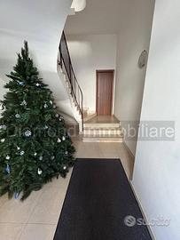 Appartamento ristrutturato con garage a Mascali