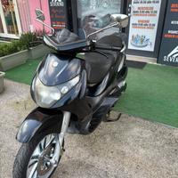 Piaggio Beverly 400 ie