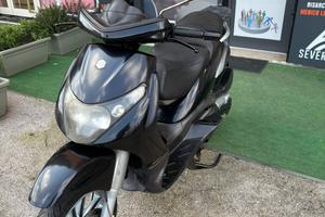 Piaggio Beverly 400 ie