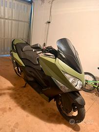 Tmax 500 2008