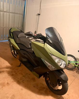 Tmax 500 2008