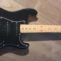 Squier stratocaster  SQ 1983